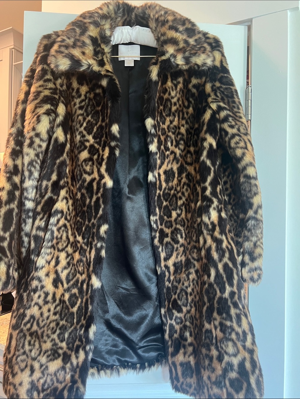 Rachel Parcell Leopard Print Faux Fur Coat in Brown and Black